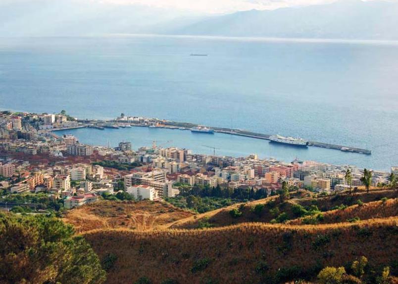 Reggio Central House Low Cost Per 4 Reggio di Calabria Exteriör bild