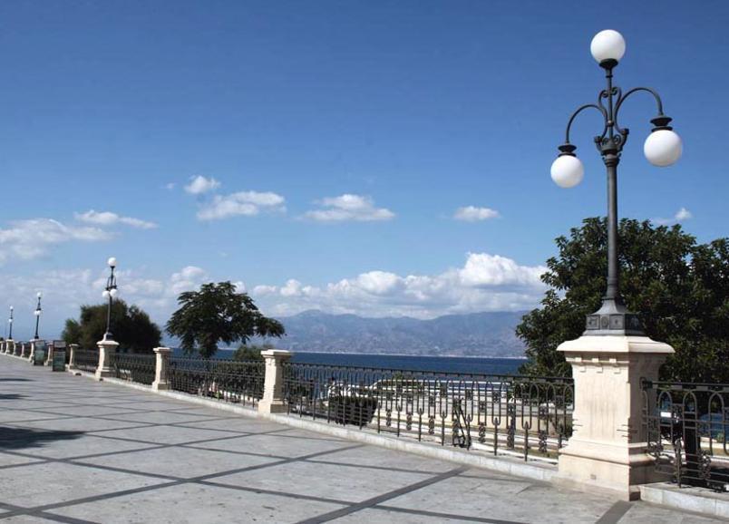 Reggio Central House Low Cost Per 4 Reggio di Calabria Exteriör bild